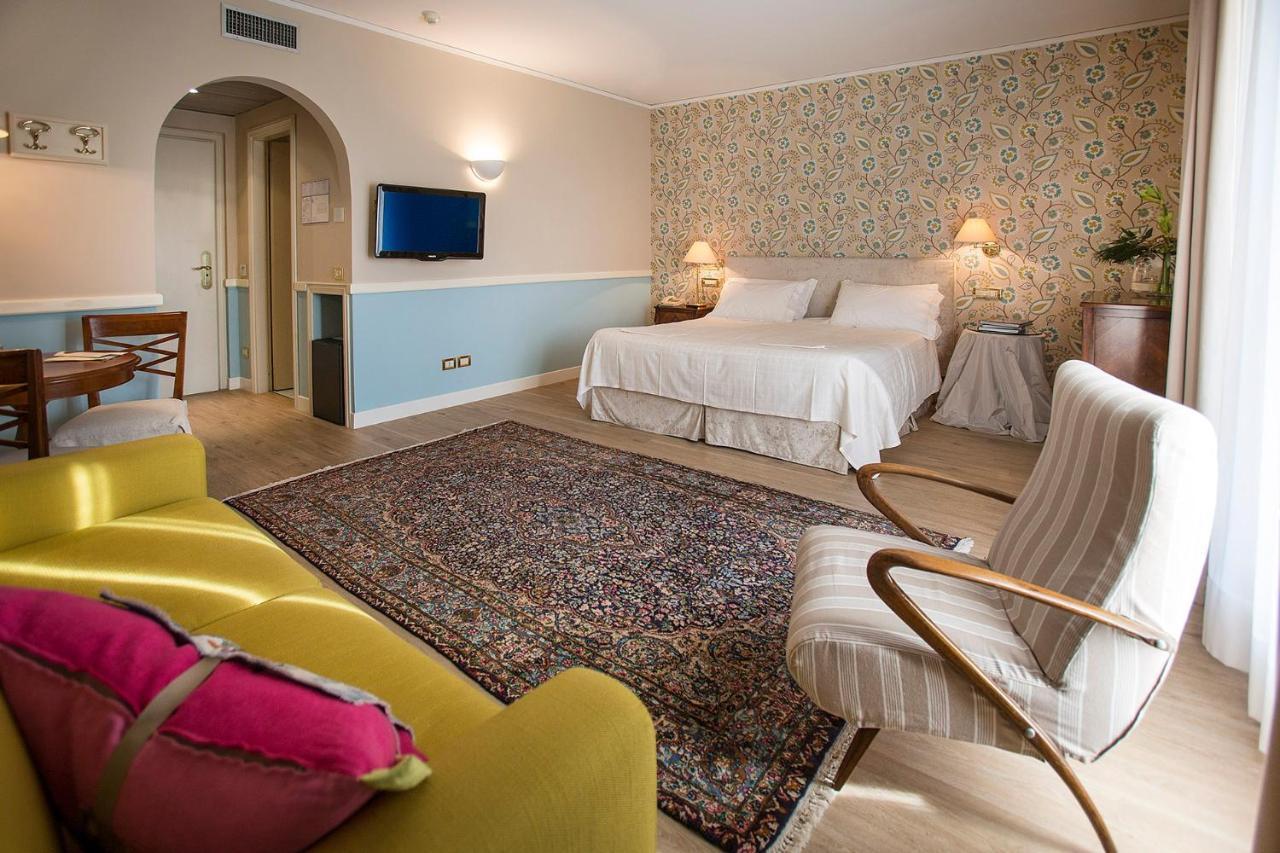 Hotel Regina Adelaide
