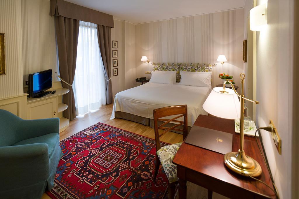 Hotel Regina Adelaide 4*